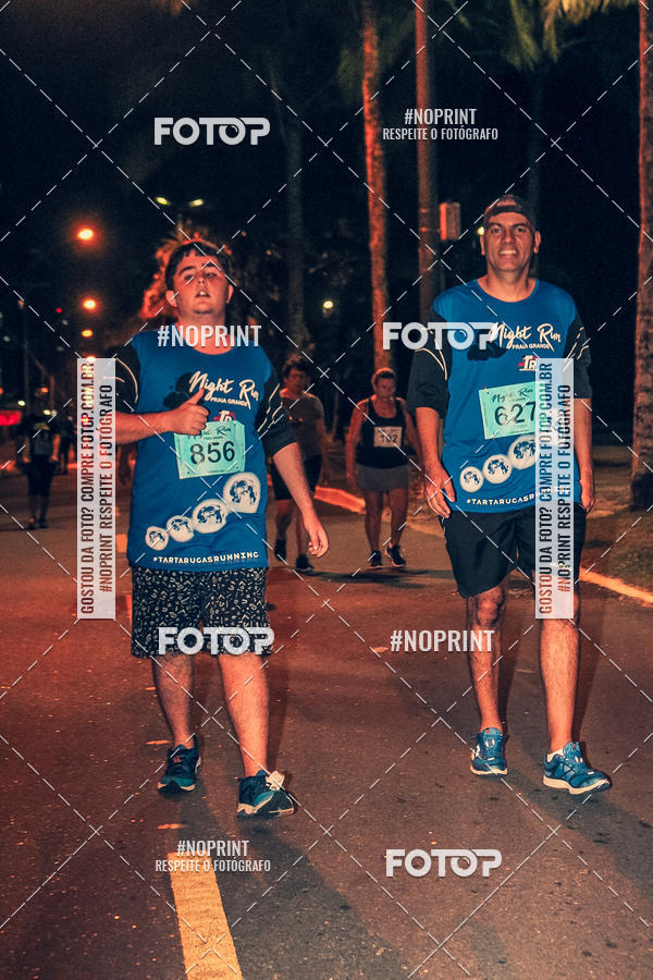 Buy your photos of the eventNight Run 5K 10K Praia Grande on Fotop