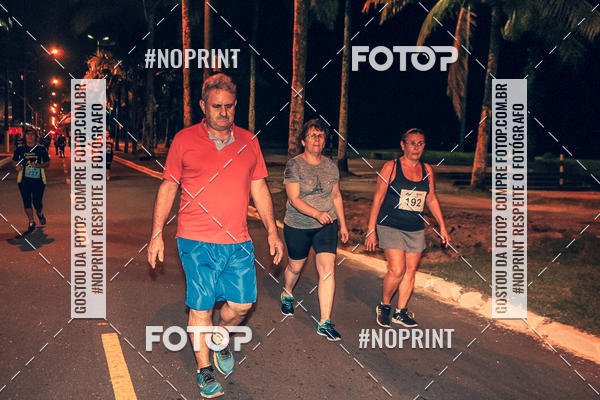 Buy your photos of the eventNight Run 5K 10K Praia Grande on Fotop