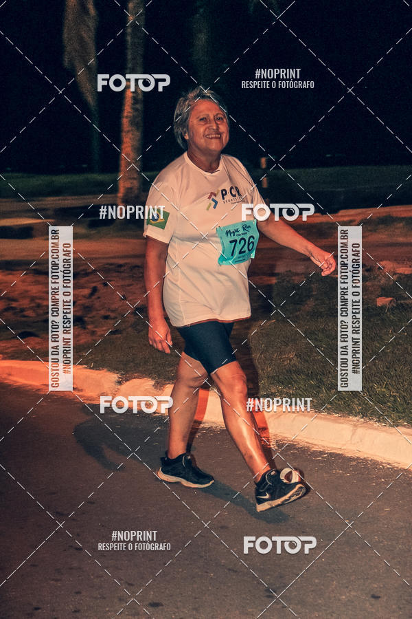 Buy your photos of the eventNight Run 5K 10K Praia Grande on Fotop