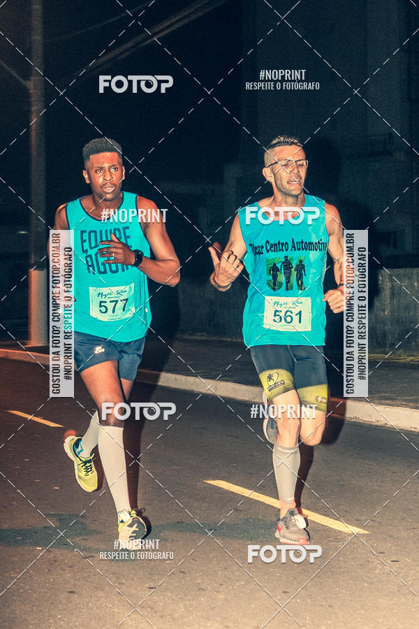 Buy your photos of the eventNight Run 5K 10K Praia Grande on Fotop