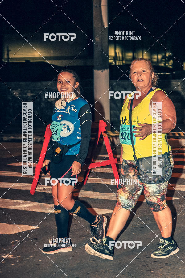 Buy your photos of the eventNight Run 5K 10K Praia Grande on Fotop
