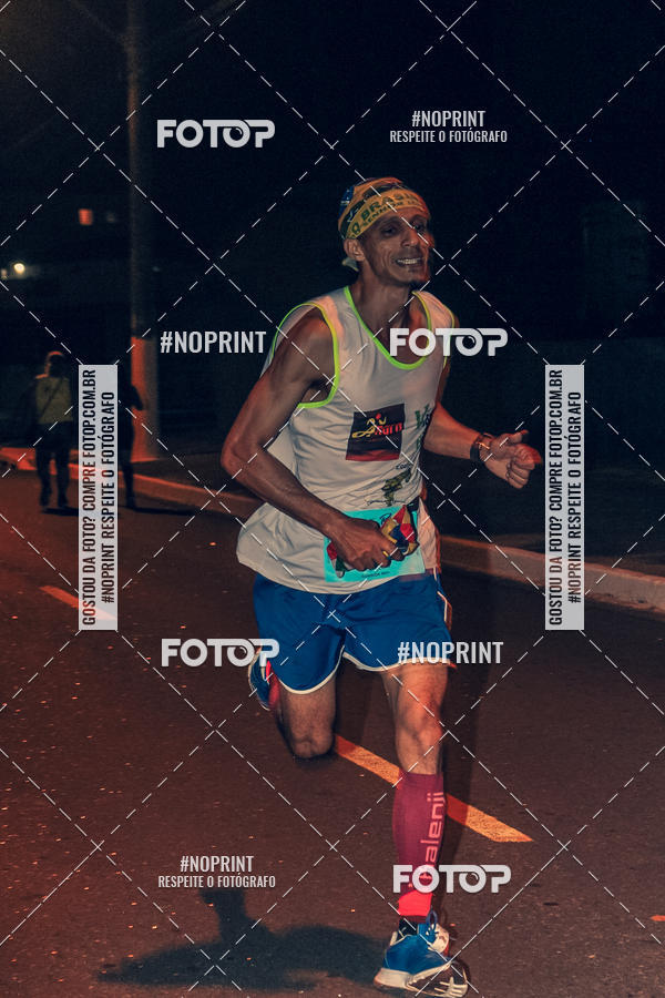 Buy your photos of the eventNight Run 5K 10K Praia Grande on Fotop