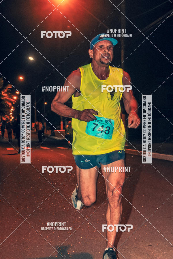 Buy your photos of the eventNight Run 5K 10K Praia Grande on Fotop