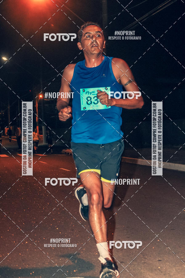 Buy your photos of the eventNight Run 5K 10K Praia Grande on Fotop