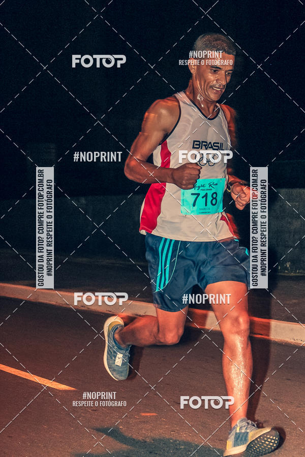 Buy your photos of the eventNight Run 5K 10K Praia Grande on Fotop