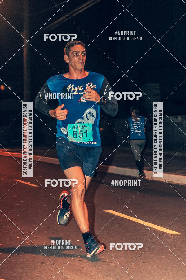 Buy your photos of the eventNight Run 5K 10K Praia Grande on Fotop