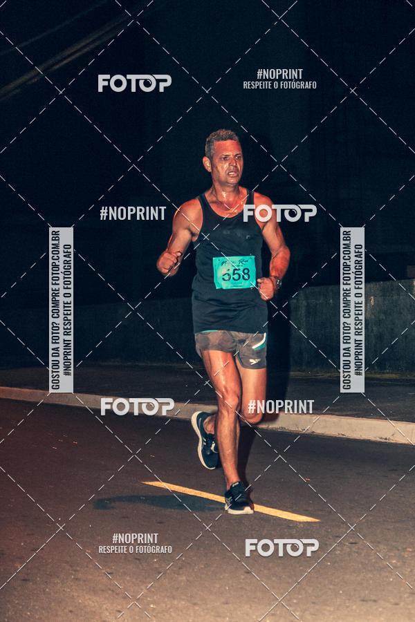 Buy your photos of the eventNight Run 5K 10K Praia Grande on Fotop