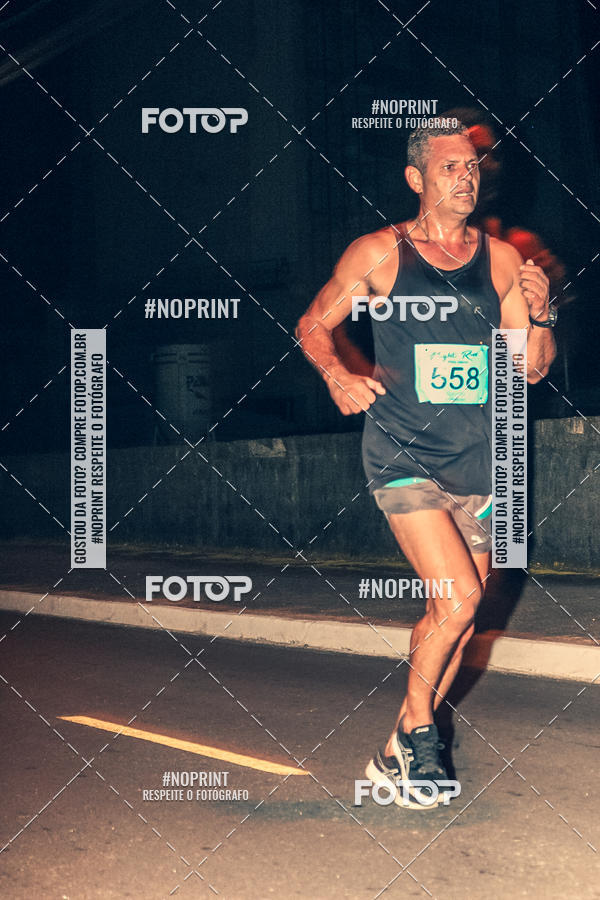 Buy your photos of the eventNight Run 5K 10K Praia Grande on Fotop
