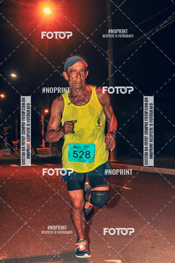 Buy your photos of the eventNight Run 5K 10K Praia Grande on Fotop