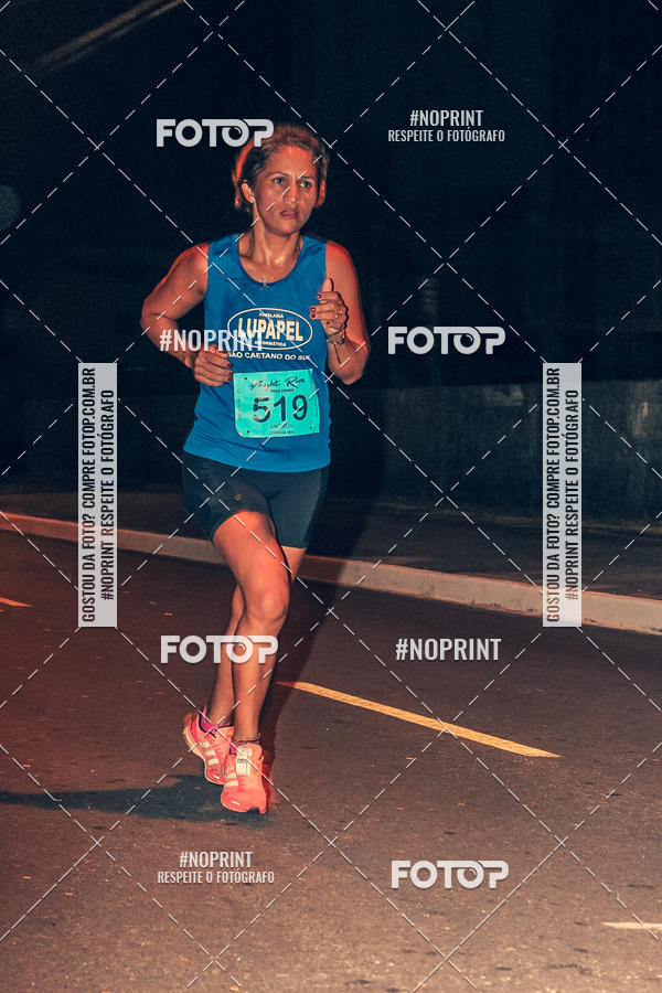 Buy your photos of the eventNight Run 5K 10K Praia Grande on Fotop