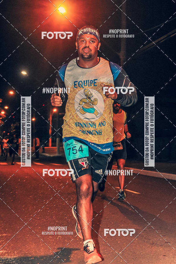 Buy your photos of the eventNight Run 5K 10K Praia Grande on Fotop