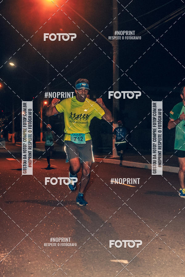 Buy your photos of the eventNight Run 5K 10K Praia Grande on Fotop