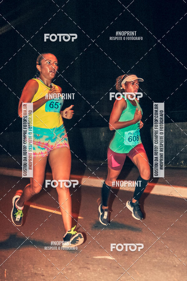 Buy your photos of the eventNight Run 5K 10K Praia Grande on Fotop
