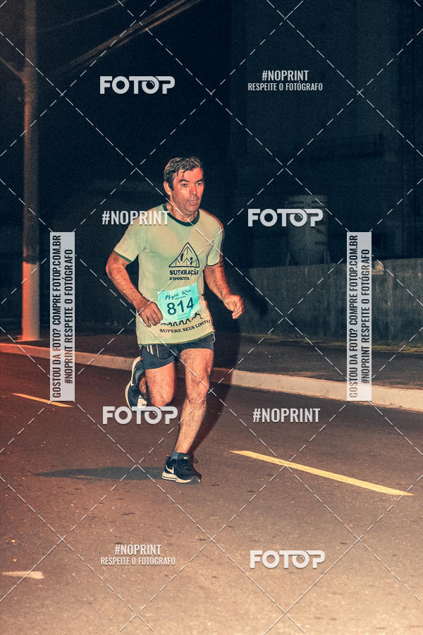 Buy your photos of the eventNight Run 5K 10K Praia Grande on Fotop