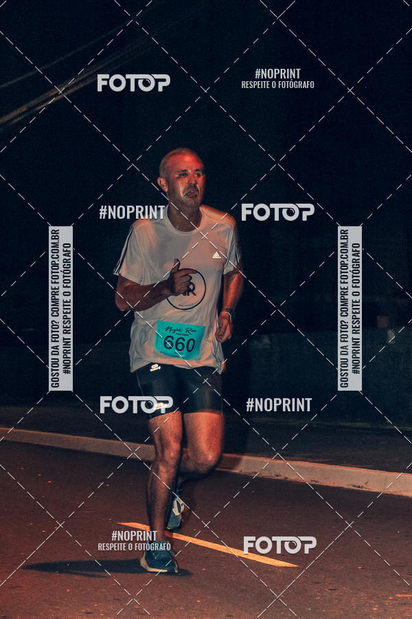 Buy your photos of the eventNight Run 5K 10K Praia Grande on Fotop