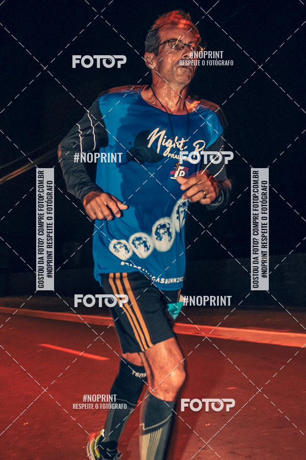 Buy your photos of the eventNight Run 5K 10K Praia Grande on Fotop