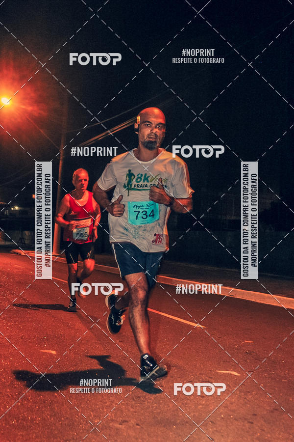Buy your photos of the eventNight Run 5K 10K Praia Grande on Fotop