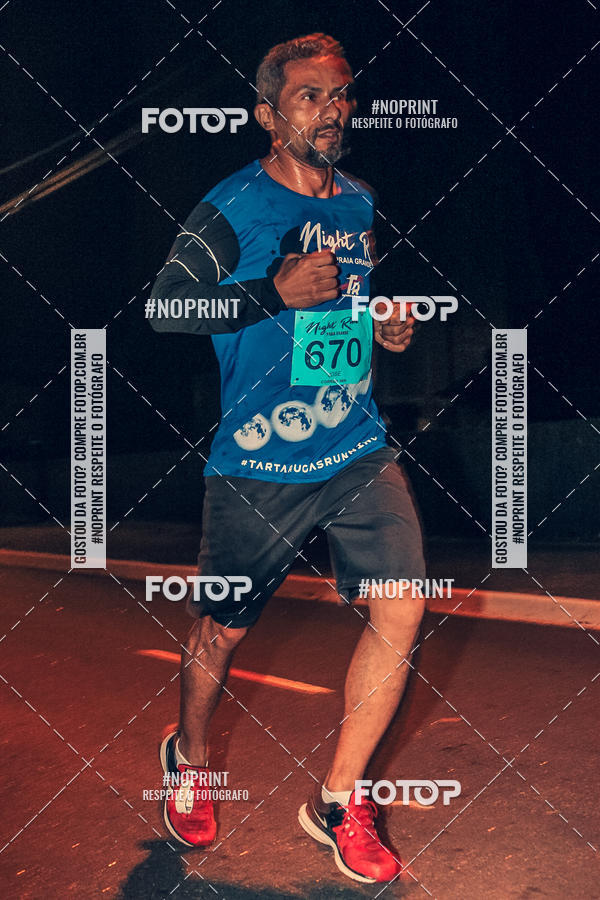 Buy your photos of the eventNight Run 5K 10K Praia Grande on Fotop