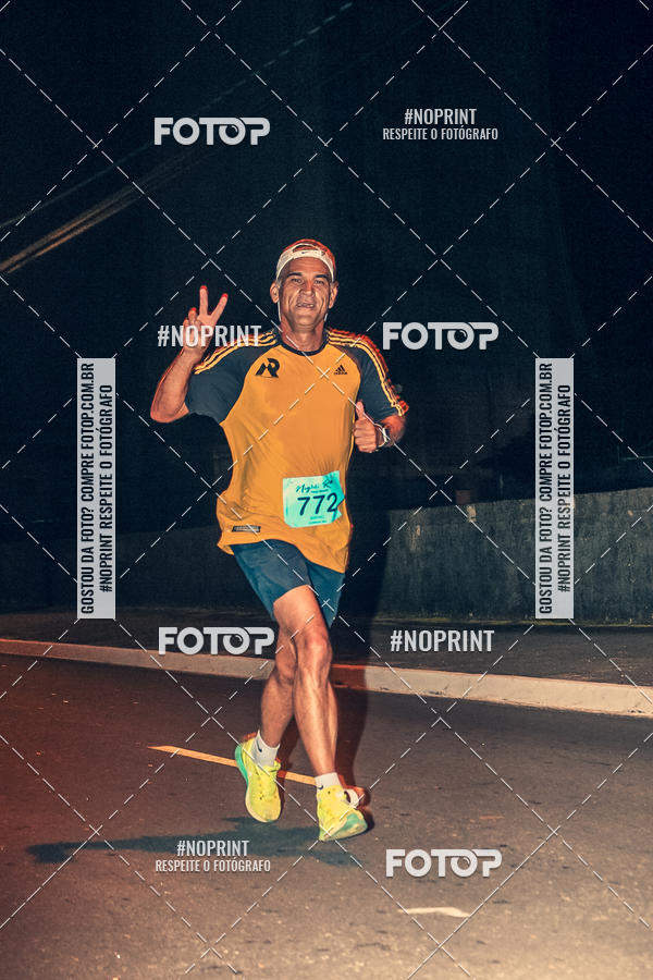 Buy your photos of the eventNight Run 5K 10K Praia Grande on Fotop