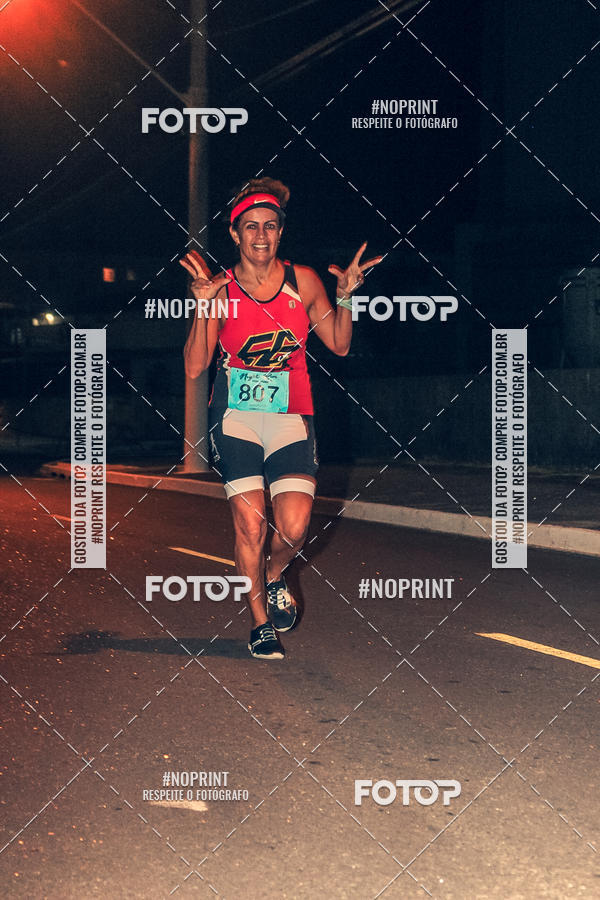 Buy your photos of the eventNight Run 5K 10K Praia Grande on Fotop
