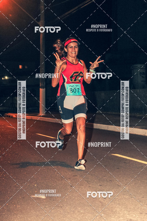 Buy your photos of the eventNight Run 5K 10K Praia Grande on Fotop