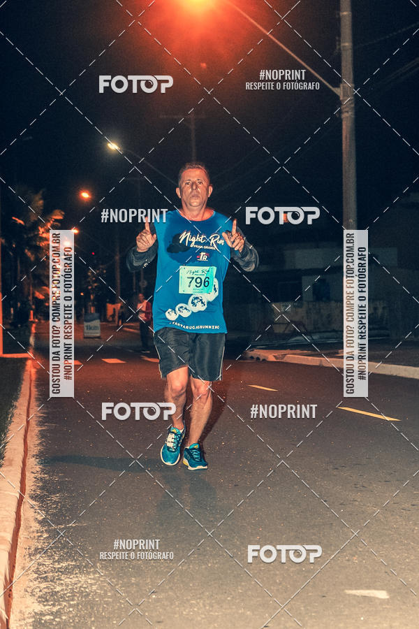 Buy your photos of the eventNight Run 5K 10K Praia Grande on Fotop