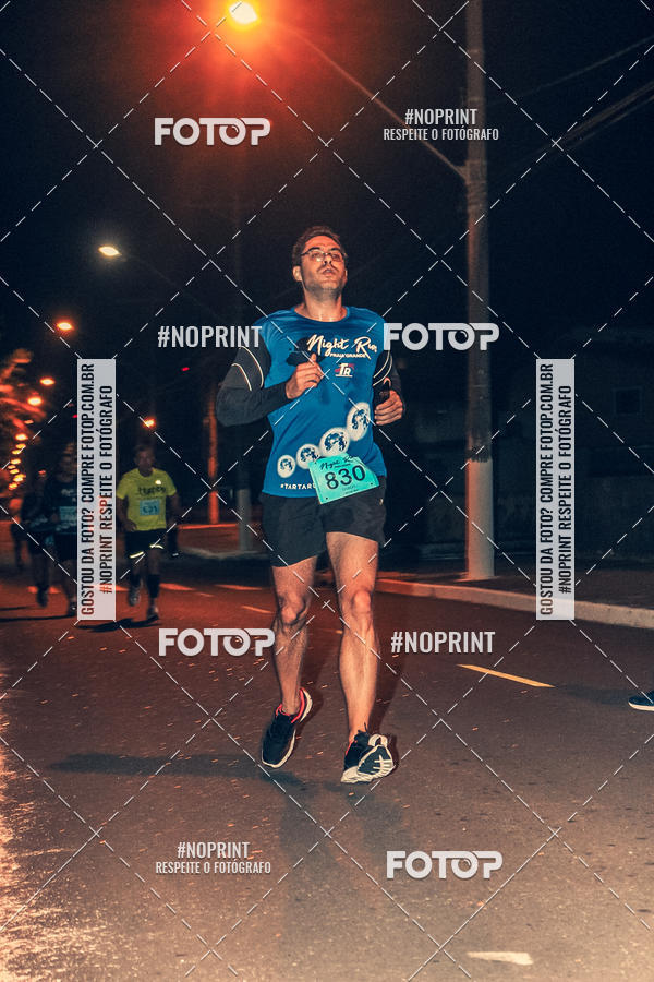 Buy your photos of the eventNight Run 5K 10K Praia Grande on Fotop