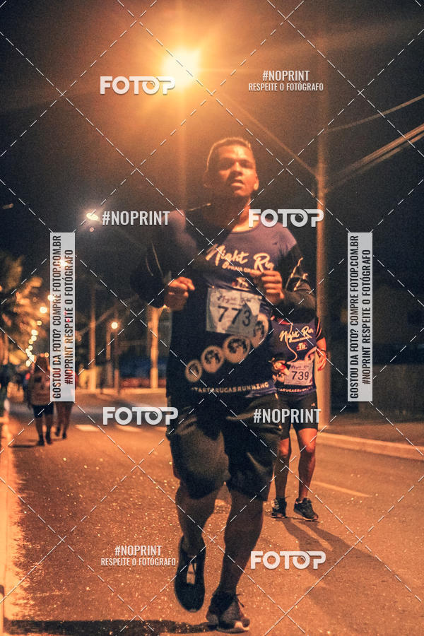 Buy your photos of the eventNight Run 5K 10K Praia Grande on Fotop