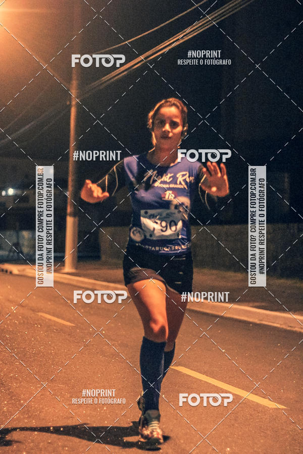 Buy your photos of the eventNight Run 5K 10K Praia Grande on Fotop