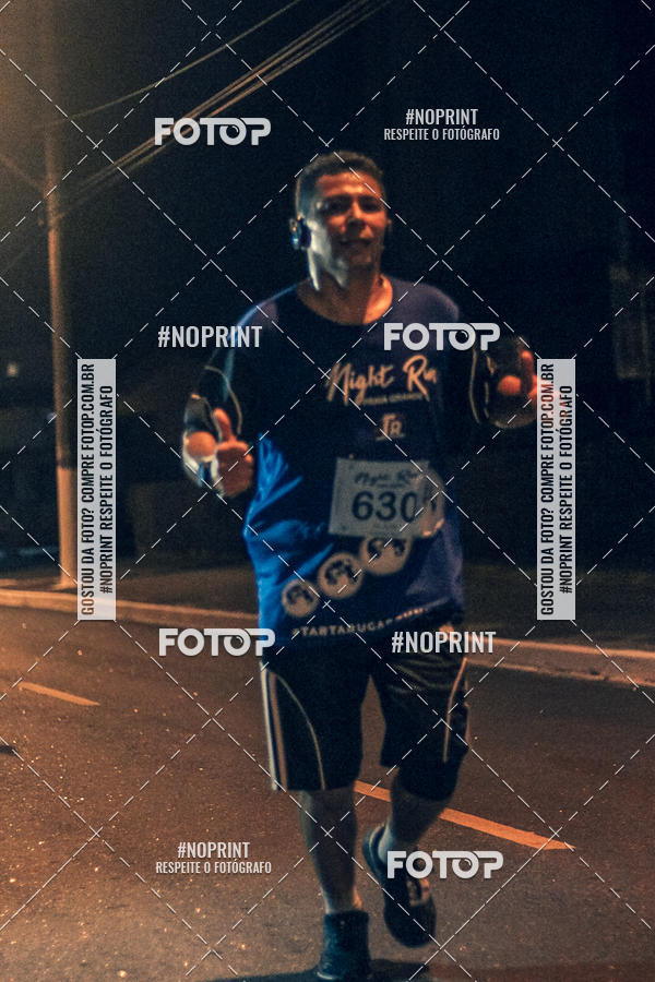 Buy your photos of the eventNight Run 5K 10K Praia Grande on Fotop