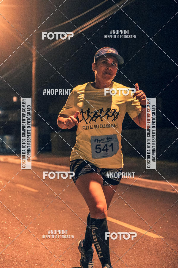 Buy your photos of the eventNight Run 5K 10K Praia Grande on Fotop