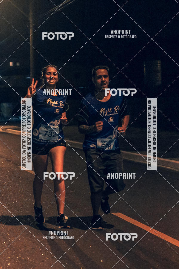 Buy your photos of the eventNight Run 5K 10K Praia Grande on Fotop