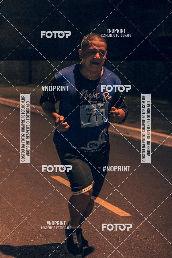 Buy your photos of the eventNight Run 5K 10K Praia Grande on Fotop