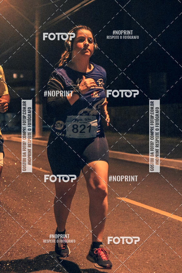 Buy your photos of the eventNight Run 5K 10K Praia Grande on Fotop