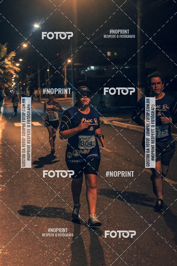 Buy your photos of the eventNight Run 5K 10K Praia Grande on Fotop