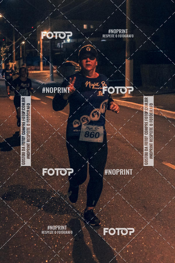 Buy your photos of the eventNight Run 5K 10K Praia Grande on Fotop