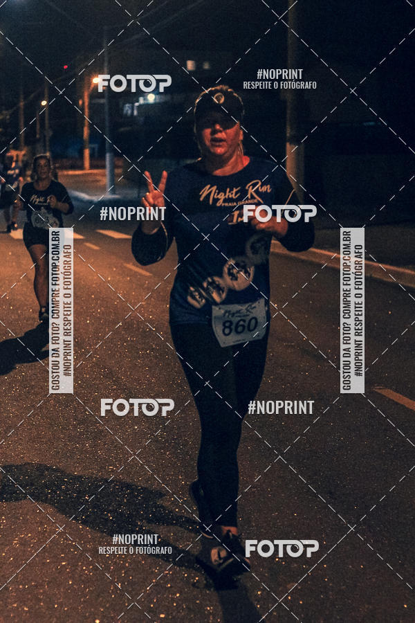 Buy your photos of the eventNight Run 5K 10K Praia Grande on Fotop