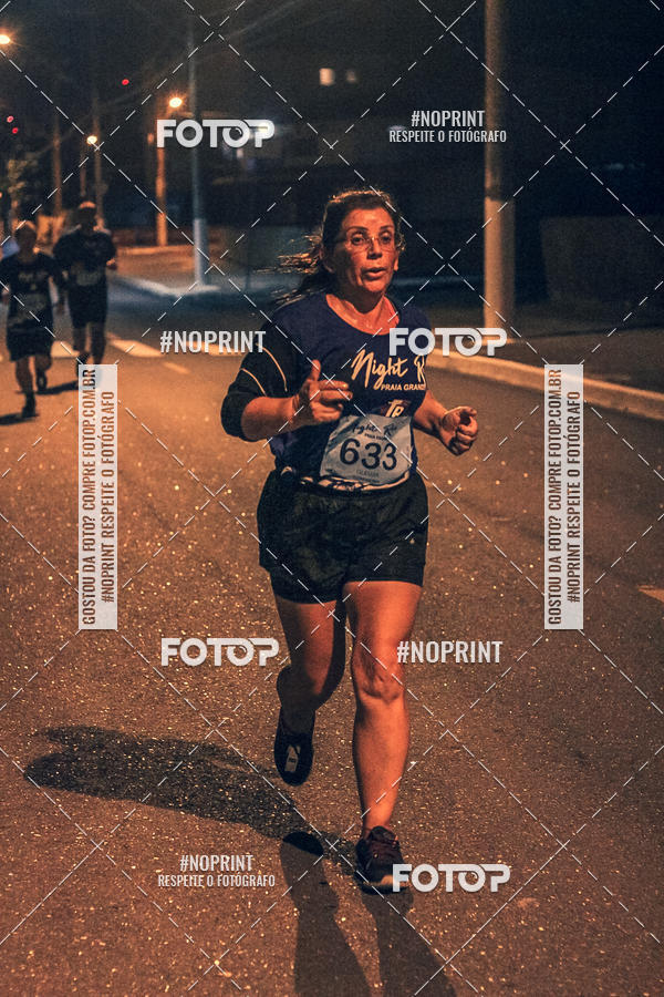 Buy your photos of the eventNight Run 5K 10K Praia Grande on Fotop