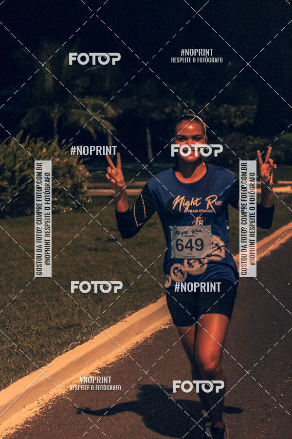 Buy your photos of the eventNight Run 5K 10K Praia Grande on Fotop