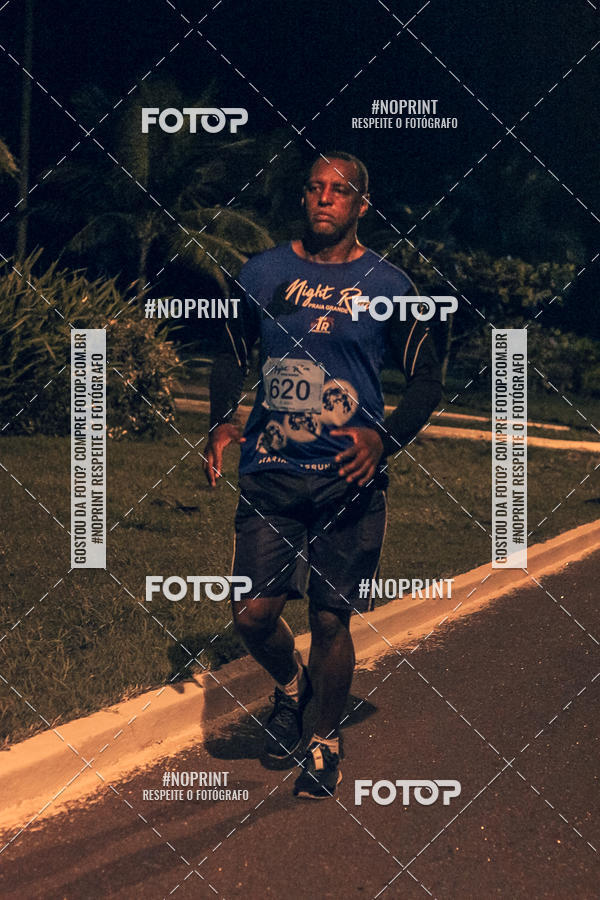 Buy your photos of the eventNight Run 5K 10K Praia Grande on Fotop