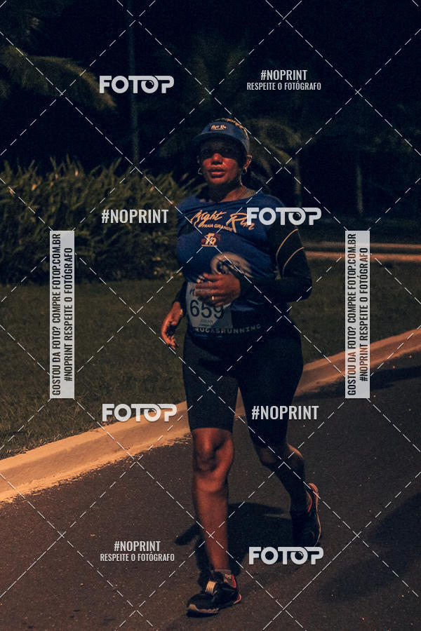 Buy your photos of the eventNight Run 5K 10K Praia Grande on Fotop
