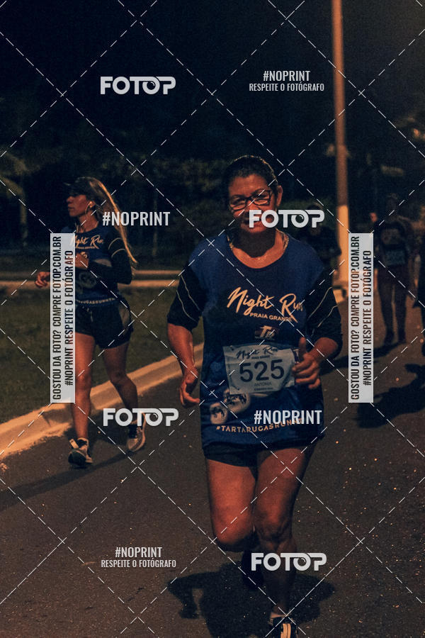 Buy your photos of the eventNight Run 5K 10K Praia Grande on Fotop