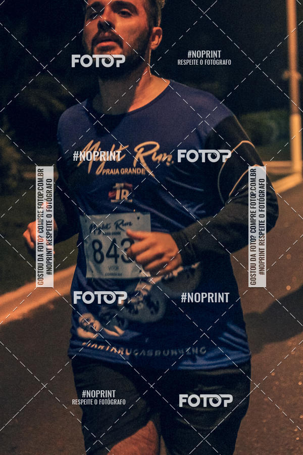 Buy your photos of the eventNight Run 5K 10K Praia Grande on Fotop