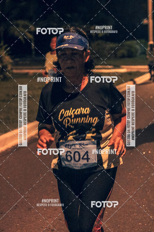 Buy your photos of the eventNight Run 5K 10K Praia Grande on Fotop