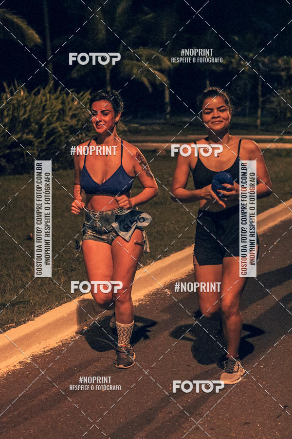 Buy your photos of the eventNight Run 5K 10K Praia Grande on Fotop