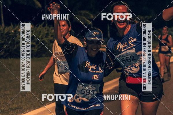 Buy your photos of the eventNight Run 5K 10K Praia Grande on Fotop