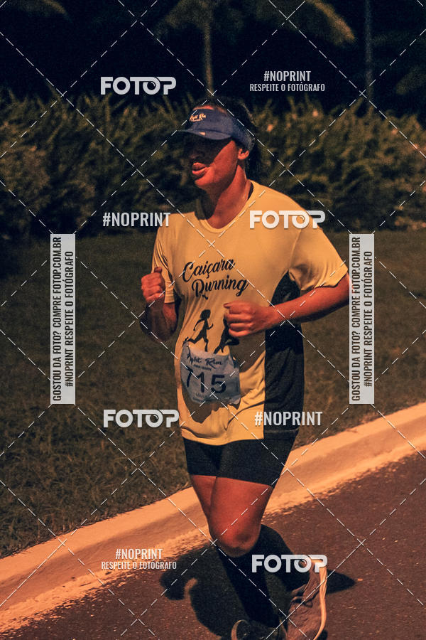 Buy your photos of the eventNight Run 5K 10K Praia Grande on Fotop