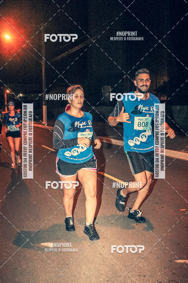 Buy your photos of the eventNight Run 5K 10K Praia Grande on Fotop