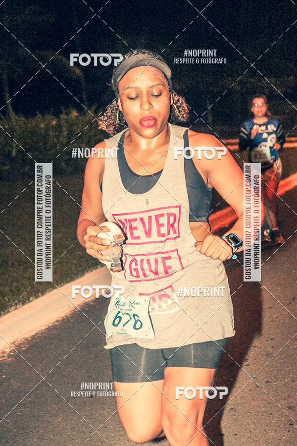 Buy your photos of the eventNight Run 5K 10K Praia Grande on Fotop