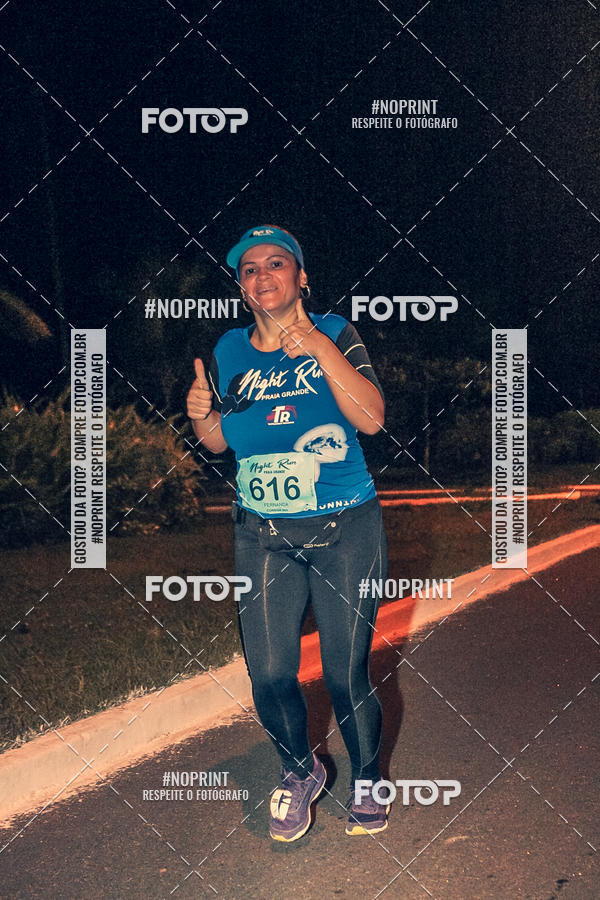 Buy your photos of the eventNight Run 5K 10K Praia Grande on Fotop
